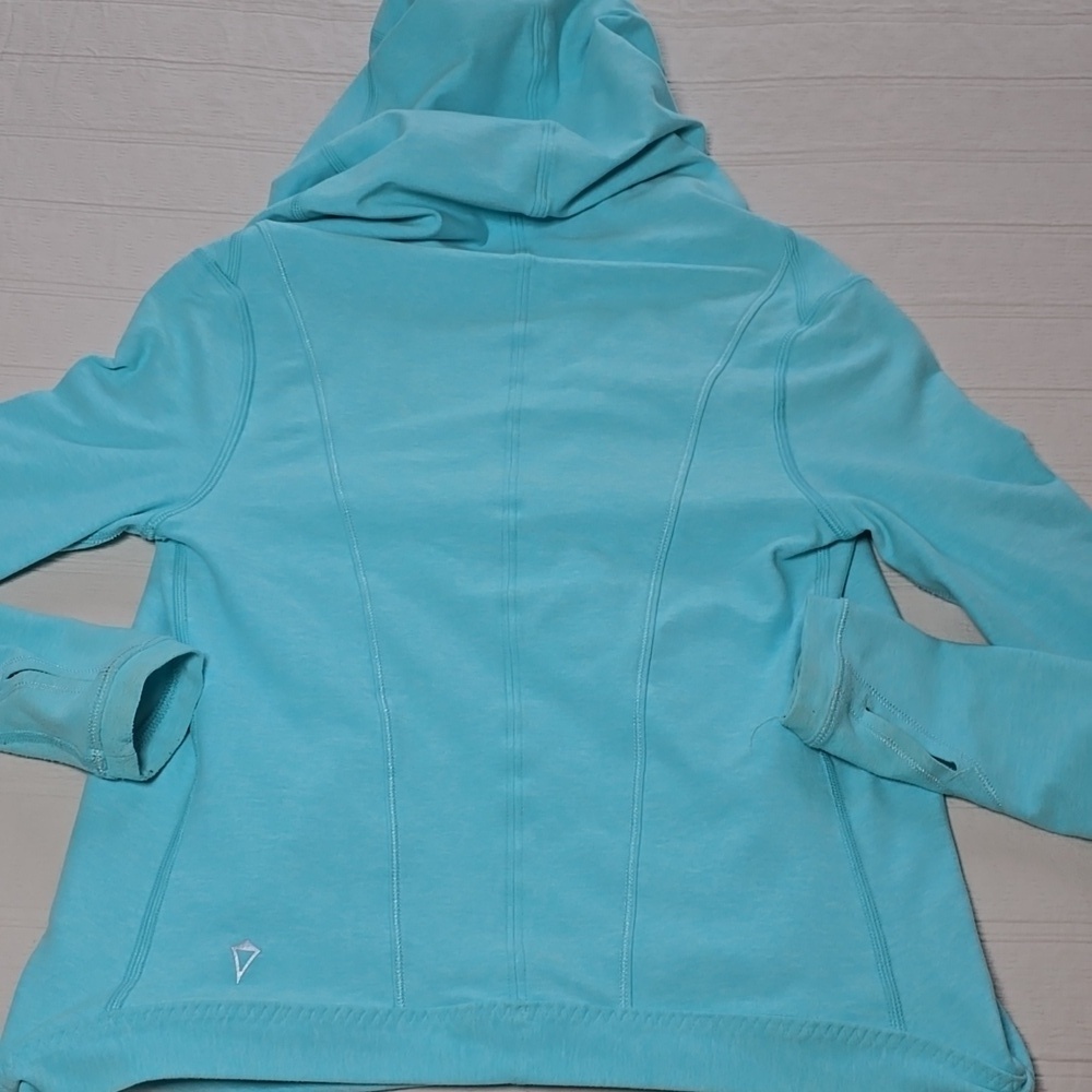 Ivivva by Lululemon Four Count Shrug Aqua Girls Size 10 - (See Condition Notes) - Picture 10 of 12